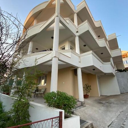 Dajkovic Apartmani Bar Luaran gambar